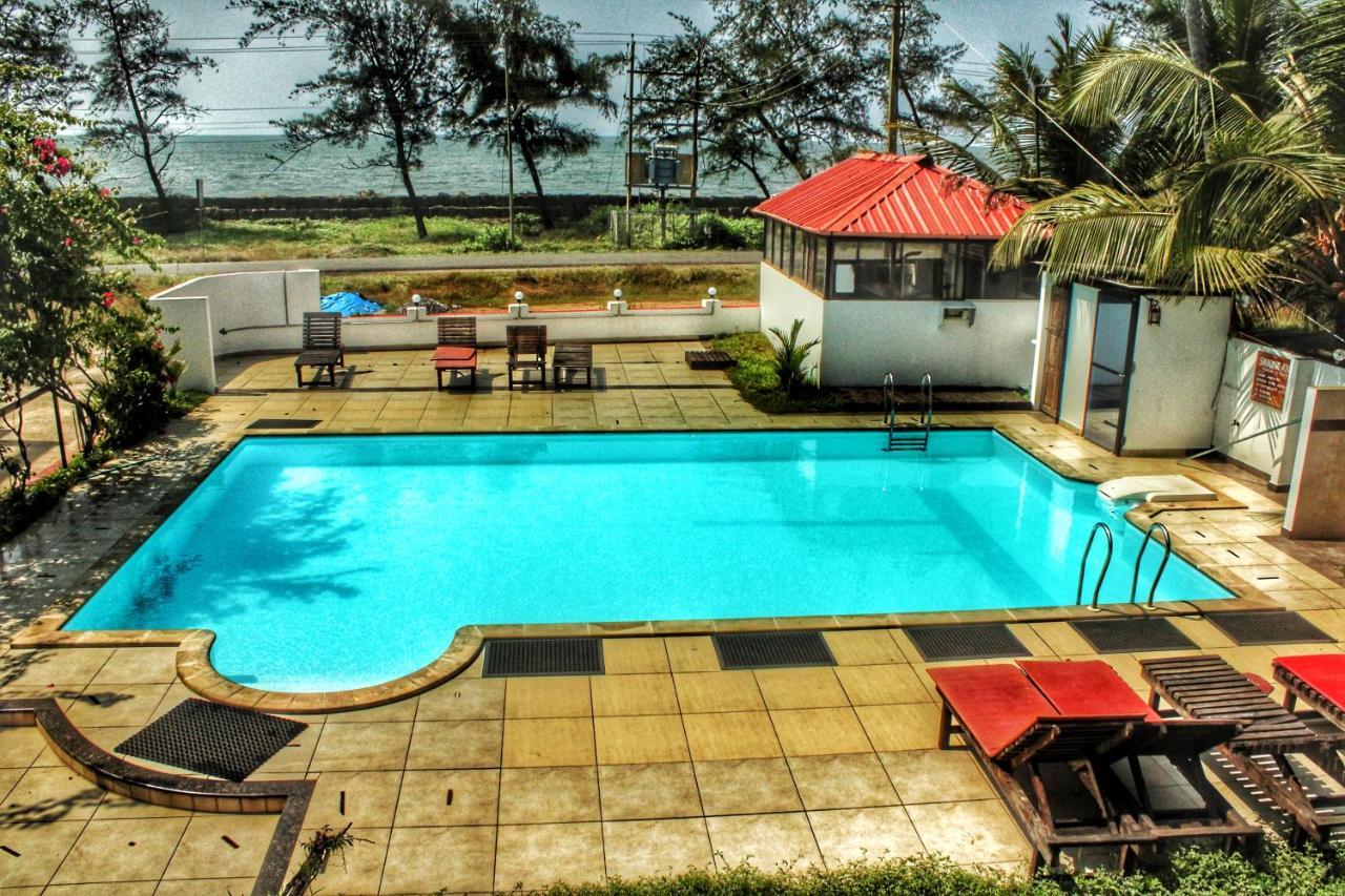 Petit Elephant Cherai Beach Exterior foto